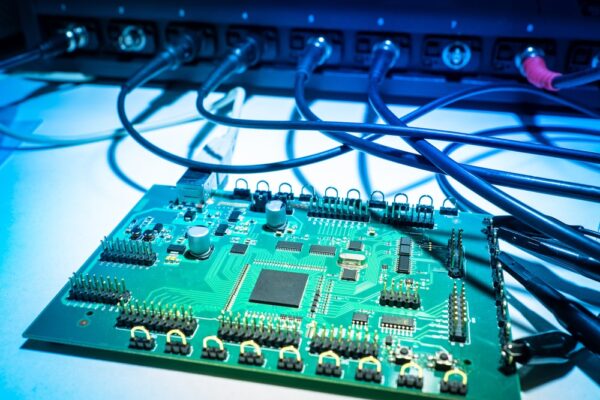 Printed circuit board is connected to tester