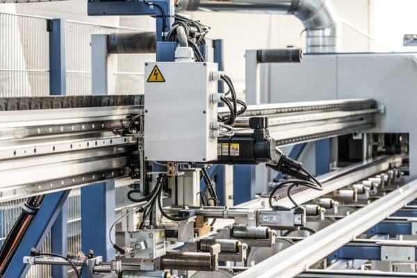 PVC windows automatic line machine cutting sections panels